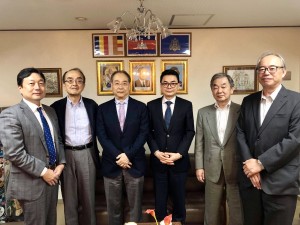 在日本カンボジア王国大使館訪問